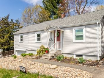 9 Sunset Ave