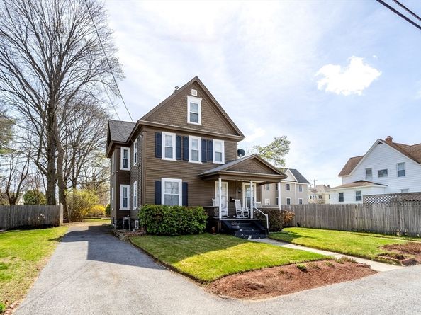 9 Dudley Street, Leominster MA 01453