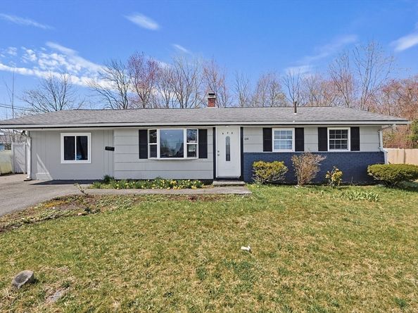 690 N Quincy St, Brockton MA 02302