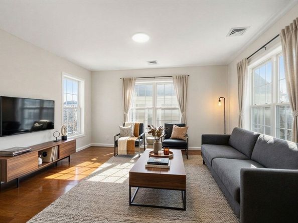 52 Wheatland Ave 2, Boston MA 02124