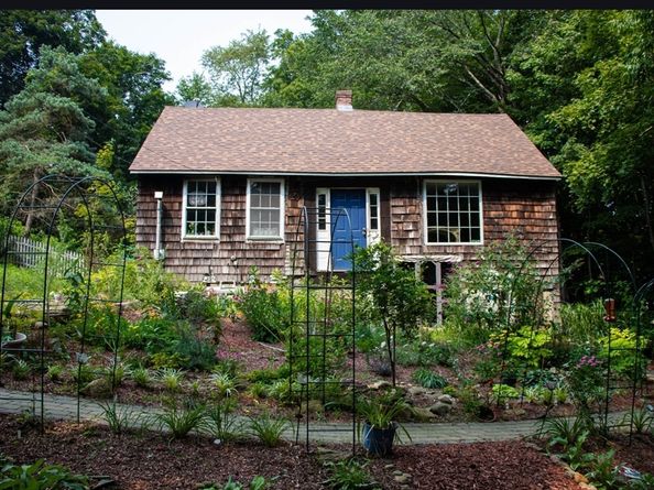 10 Bates Hl, Sturbridge MA 01518
