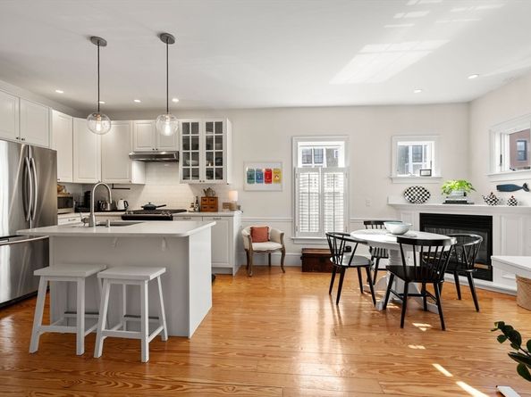 614 E 3rd St 1, Boston MA 02127