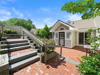 85 Algonquin Road