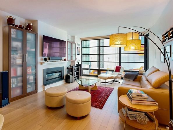 580 Washington St 309, Boston MA 02111