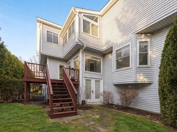 73 Half Crown Cir