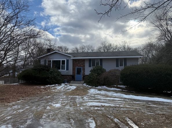 88 Frankland Rd, Ashland MA 01721