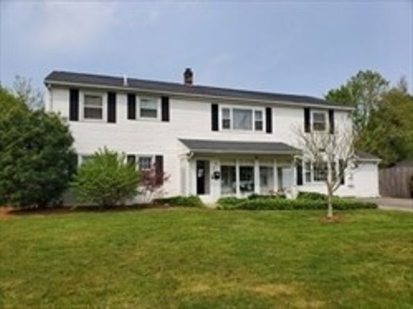 4 Annella Rd, Brockton MA 02302