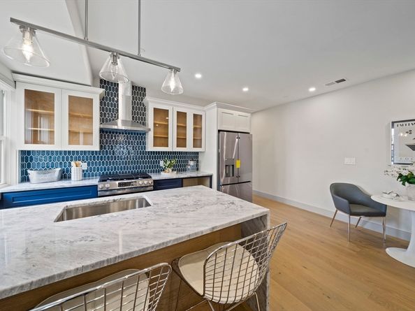 273 Havre 1, Boston MA 02128