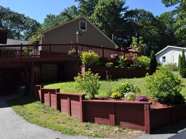25 Maple Ave, Oxford MA 01537