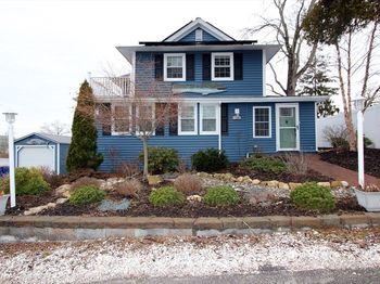 19 Maple Street