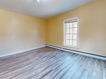 1022 Main St
