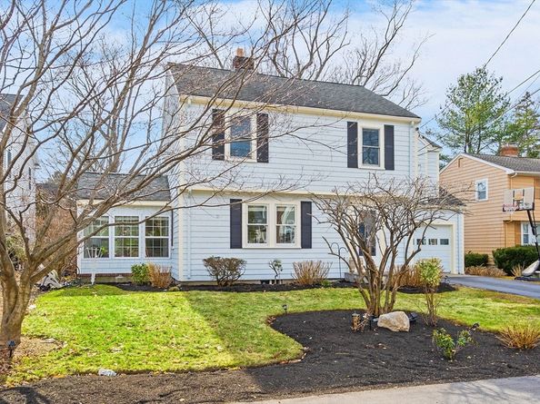 28 Dexter Rd, Lexington MA 02420