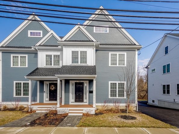 1813 River St 1813, Boston MA 02136