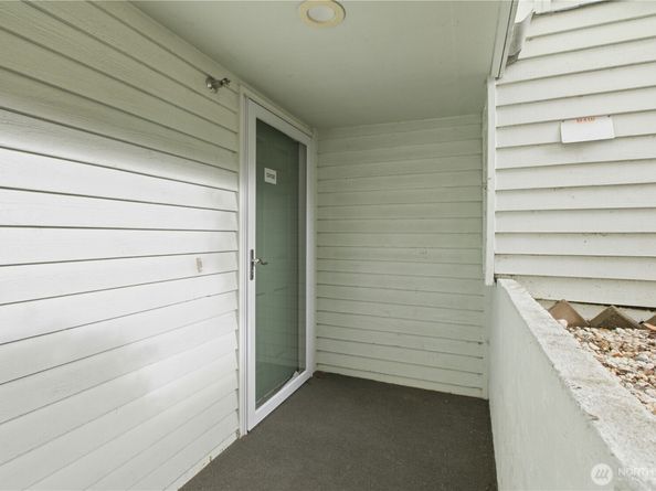 25035 98th Place S D102, Kent WA 98030