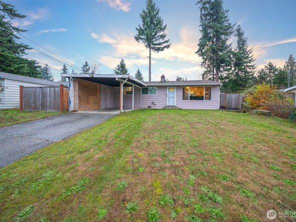 20827 59th Place W, Lynnwood WA 98036