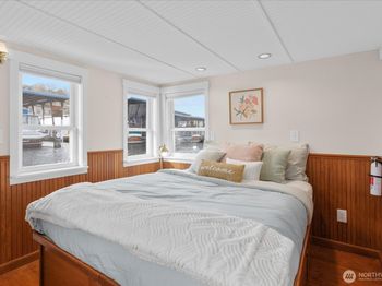 1900 Westlake Avenue N