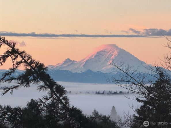 6845 52nd Avenue NE, Seattle WA 98115