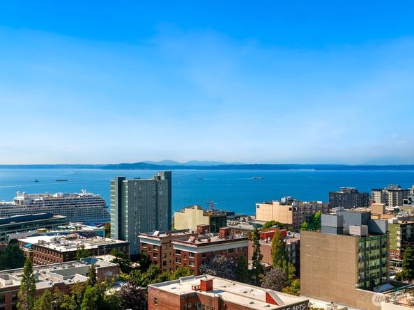 2100 3rd Avenue 1702, Seattle WA 98121
