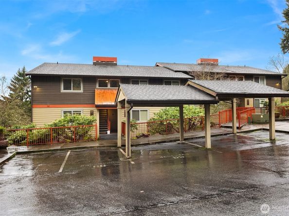 11058 NE 33rd Place D3, Bellevue WA 98004