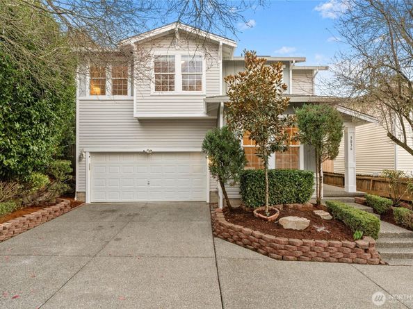 5036 NE 4th PL, Renton WA 98059