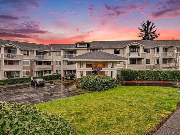 2244 132nd Ave SE B305, Bellevue WA 98005