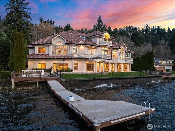 2819 E Lake Sammamish Parkway NE, Sammamish WA 98074