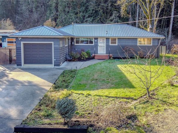 1121 Shelton Avenue SE, Renton WA 98058
