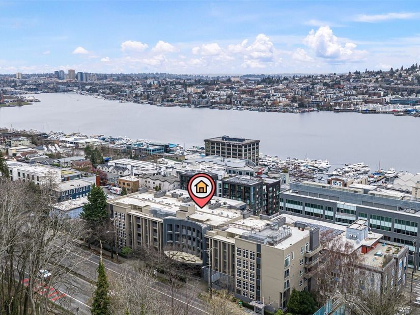 1504 Aurora Ave N 504, Seattle WA 98109