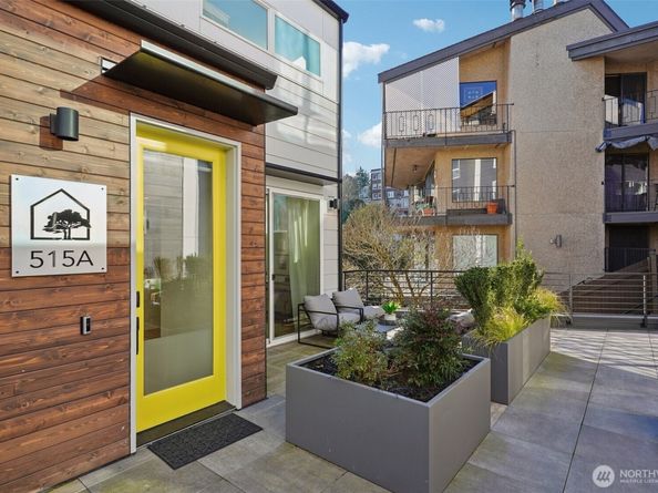 515 Howe A, Seattle WA 98109