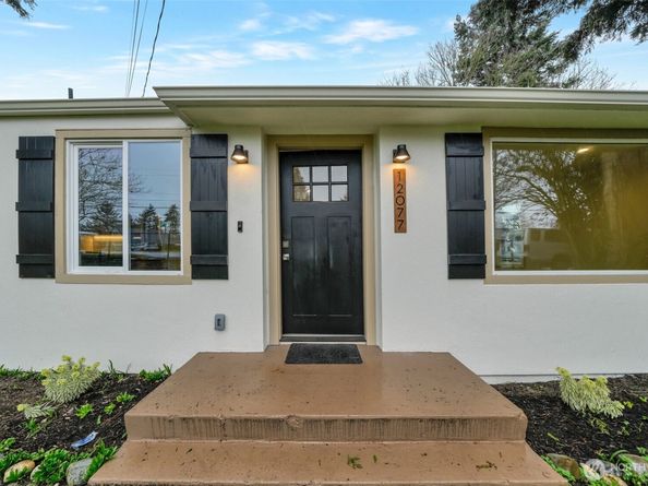 12077 75th Avenue S, Seattle WA 98178