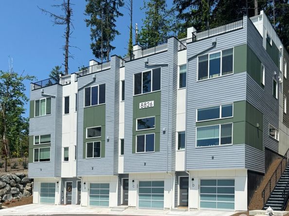 8834 NE 173rd Place C, Bothell WA 98011