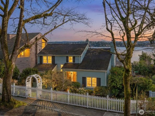 1702 Lake Washington Boulevard, Seattle WA 98122