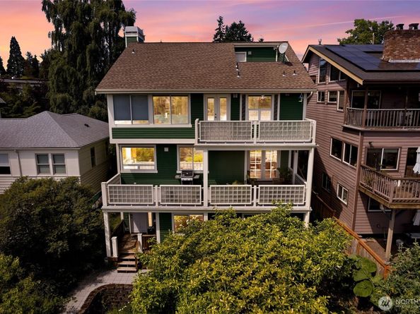 6222 37th Avenue NE, Seattle WA 98115