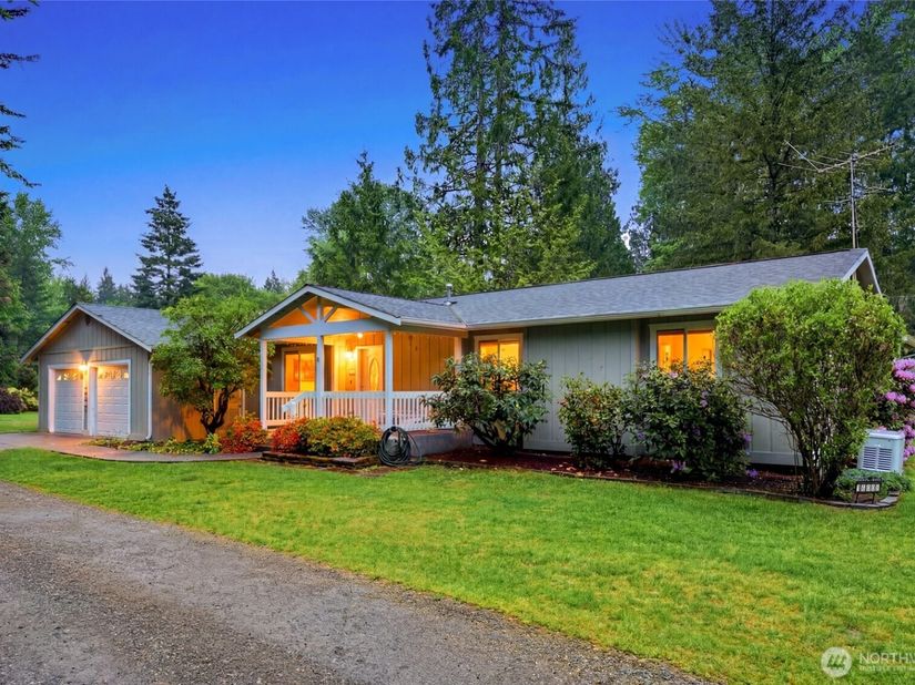 16008 Mink Road NE, Woodinville WA 98077