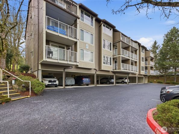 210 Mt Park Boulevard SW F301, Issaquah WA 98027