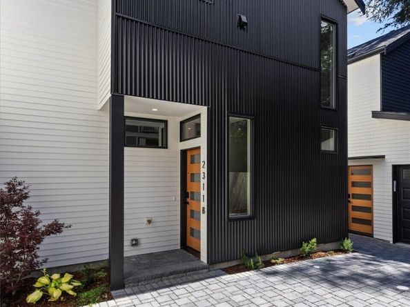 2311 N 135th Street B, Seattle WA 98133