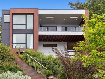 7734 Seward Park Avenue S