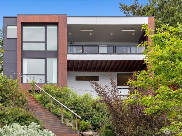 7734 Seward Park Avenue S, Seattle WA 98118