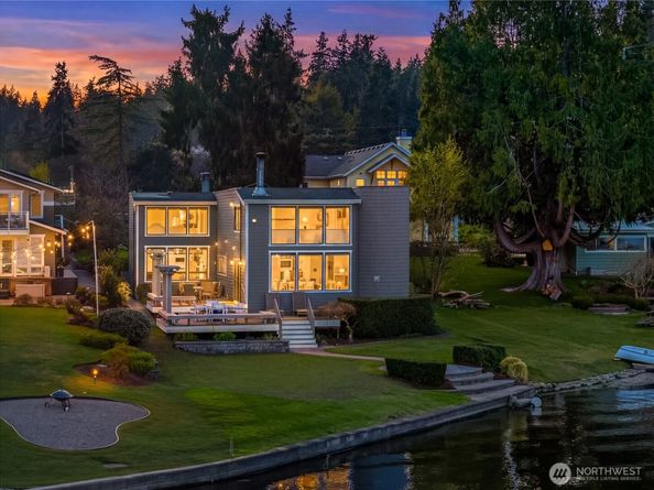 3418 W Lake Sammamish Parkway SE, Bellevue WA 98008