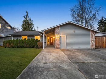 315 124th Place NE
