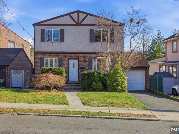 1026 Jassamine Way, Fort Lee NJ 07024