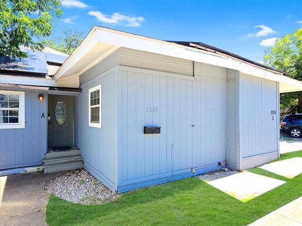 1209  15th Place , Fort Worth Texas 76164