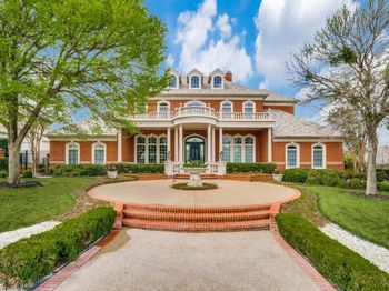 5816  Forest Highlands Drive 