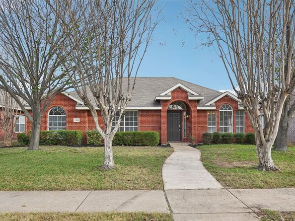 1122  Suffolk Lane , Cedar Hill Texas 75104