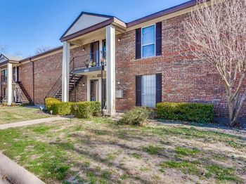 4022  Ridglea Country Club Drive 