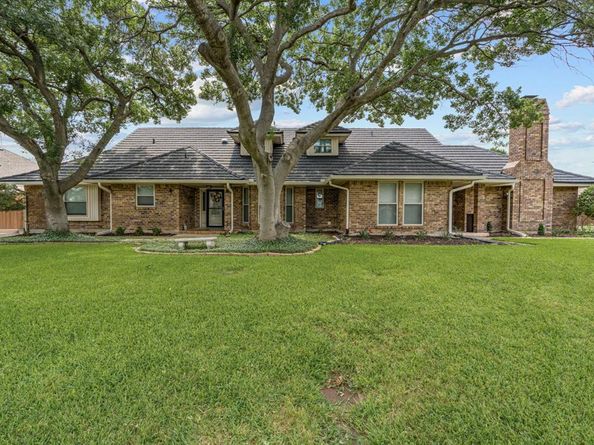 5111/5109  Ledgestone Drive , Fort Worth Texas 76132