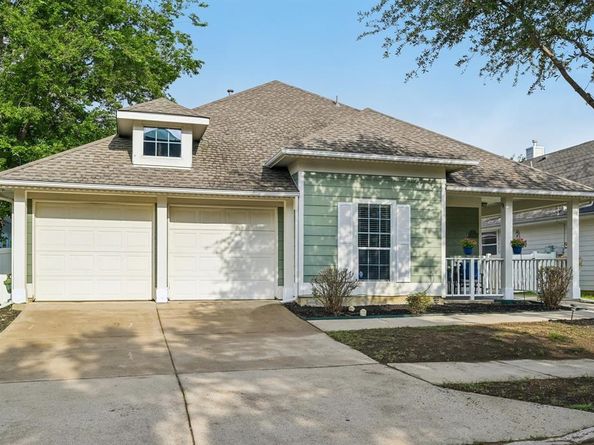 1321  Stone Mountain Parkway , Savannah Texas 76227