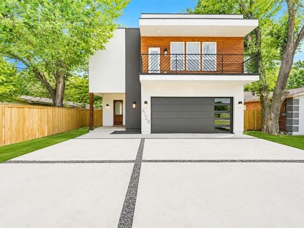 4128  Pluto Street , Dallas Texas 75212