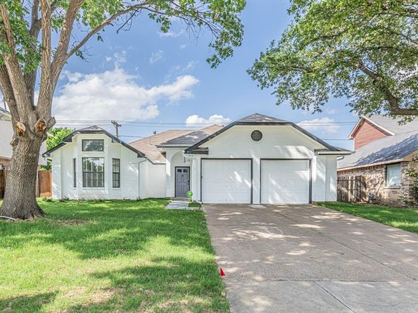 2850  Fenwick Street , Grand Prairie Texas 75052