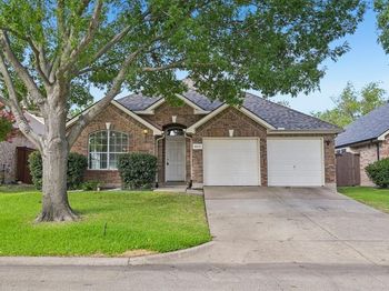 8613  Saint Andrews Lane 